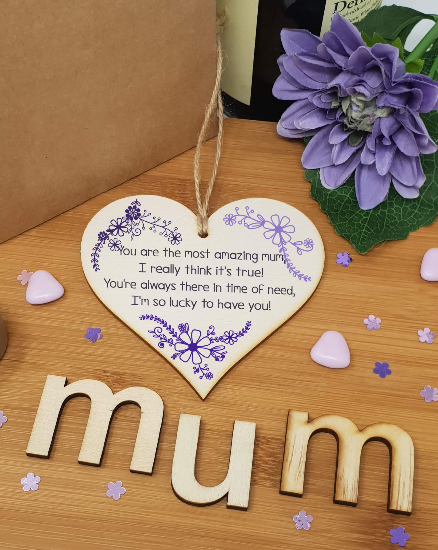 Handmade Wooden Hanging Heart Plaque Amazing Mum quote fun inspirational thoughtful keepsake wall hanger daughter son kids