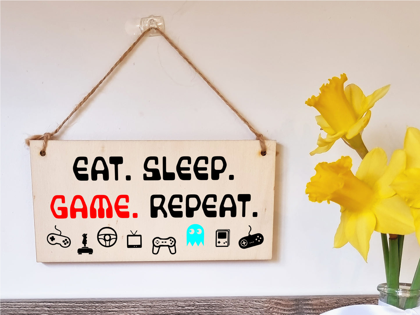 Handmade Wooden Hanging Wall Plaque Eat Sleep Game Repeat Fun Novelty Gamer Gift Computer Game Fans Man Cave