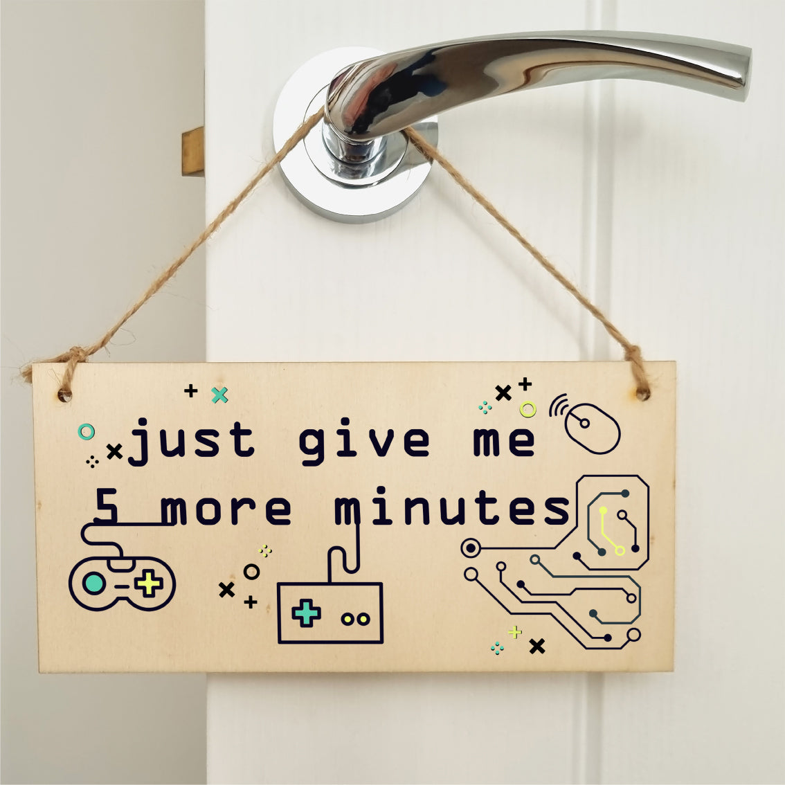 Handmade Wooden Hanging Wall Plaque Just 5 More Minutes Gamers Computer Game Fans Man Cave Sign