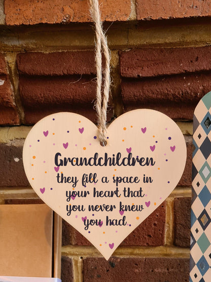 Handmade Wooden Hanging Heart Plaque Gift Grandchildren Fill Heart Wall Hanger Grandparents Family Thoughtful Wall Hanger